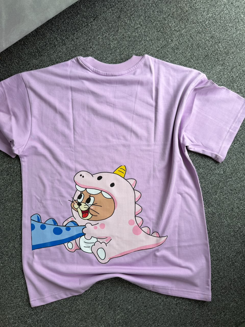 Tom & Jerry Dinosaur Matching Back Print T-Shirts| Oversized Cotton Graphic T-shirt| Back Print Cartoon Couple T-shirts